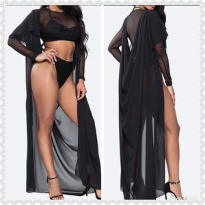 *LAST 1* 🖤☝🏻 Draped, open back cover up robe / cape - New no tag